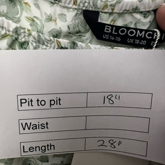 NWT Green Bloomchic Floral Short Sleeve Blouse - Picture 8 of 8